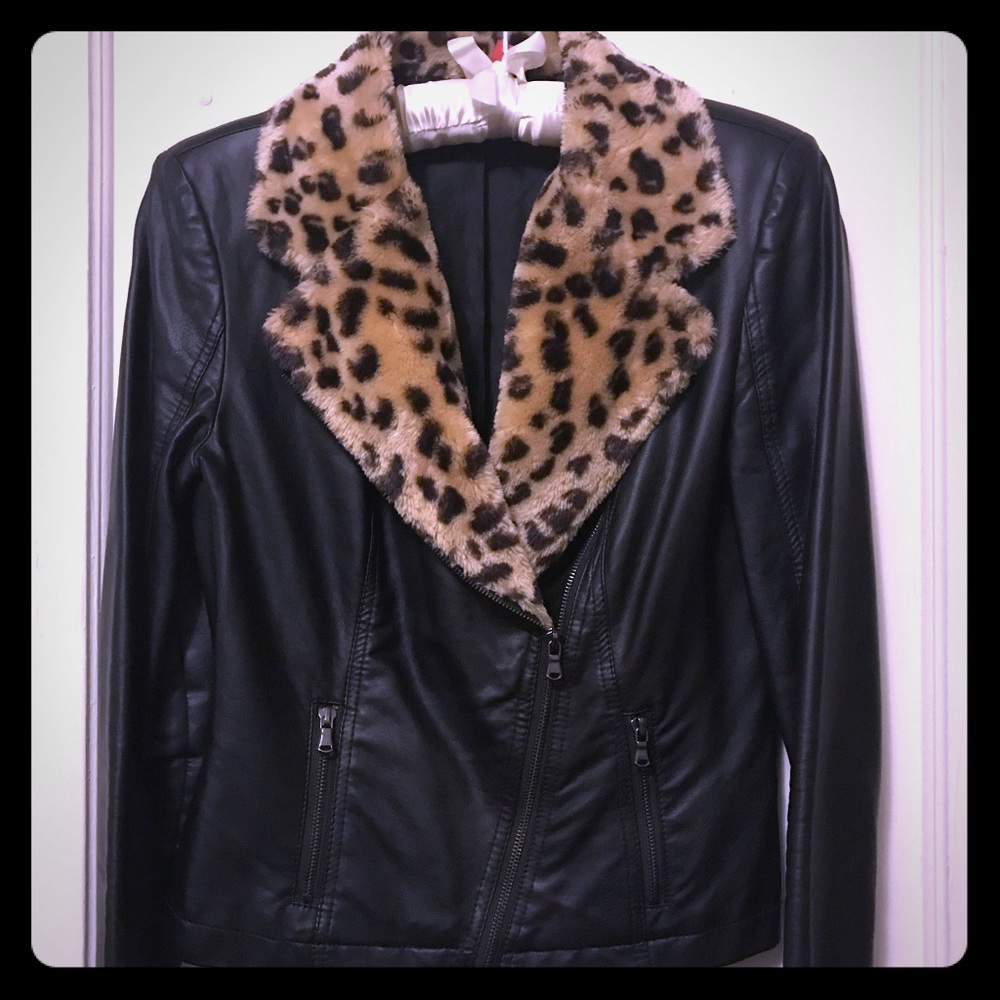 Leather Moto Jacket Leopard Collard